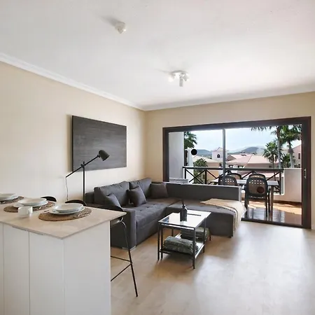 Royal Park Albatros Apartment *